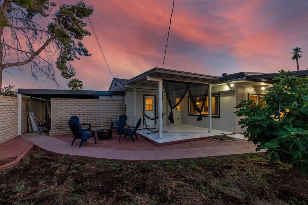 New Midtown Modern Studio With Backyard Phoenix Exterior photo
